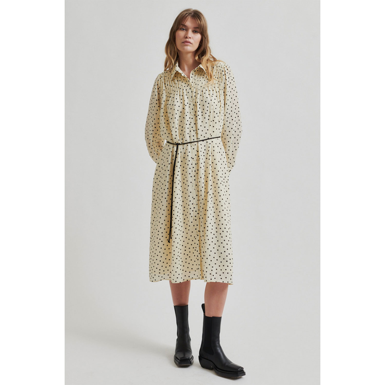 Second Female Tuva Kleid Summer Sand