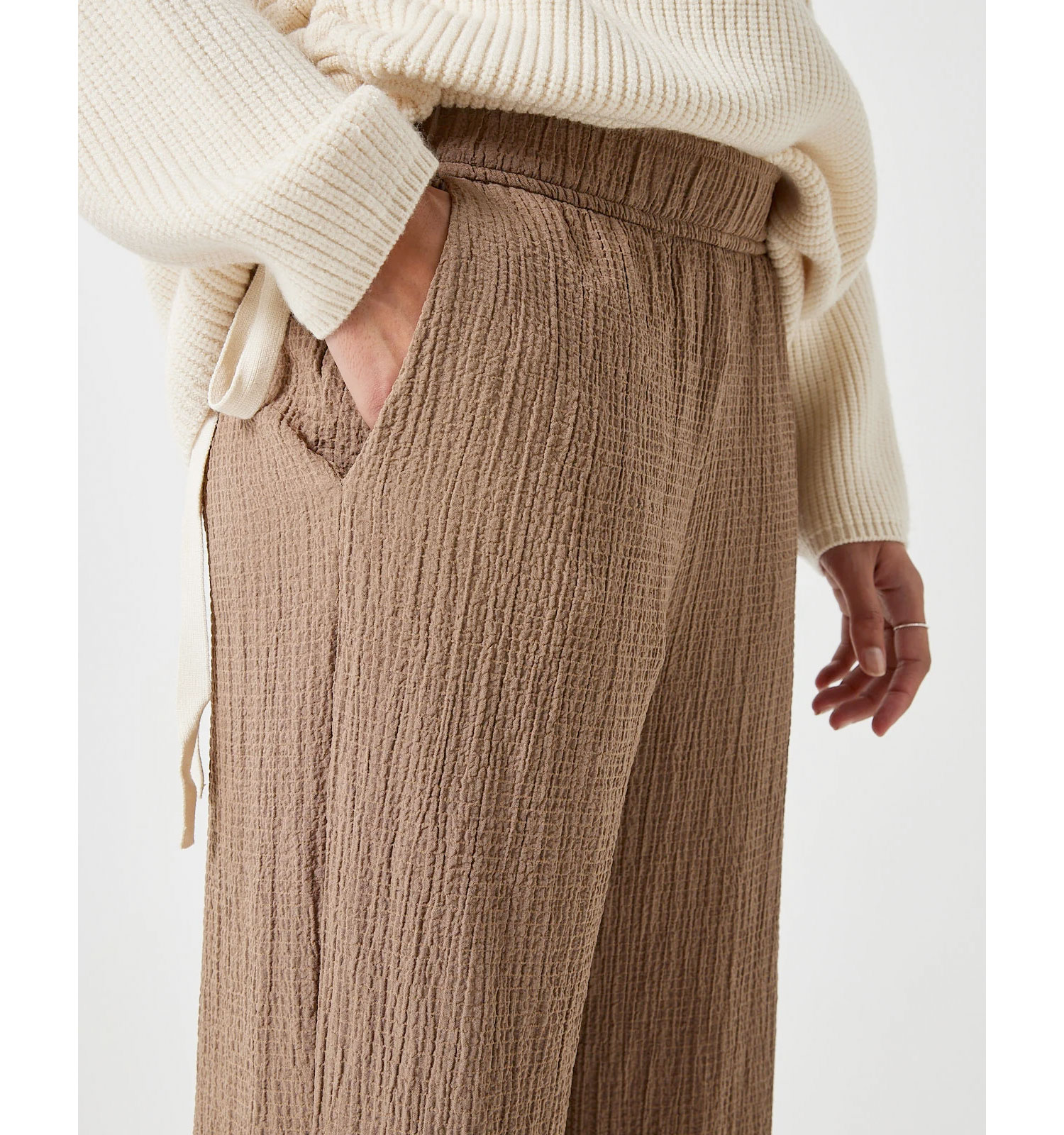 Minimum Veras Hose Pine Bark