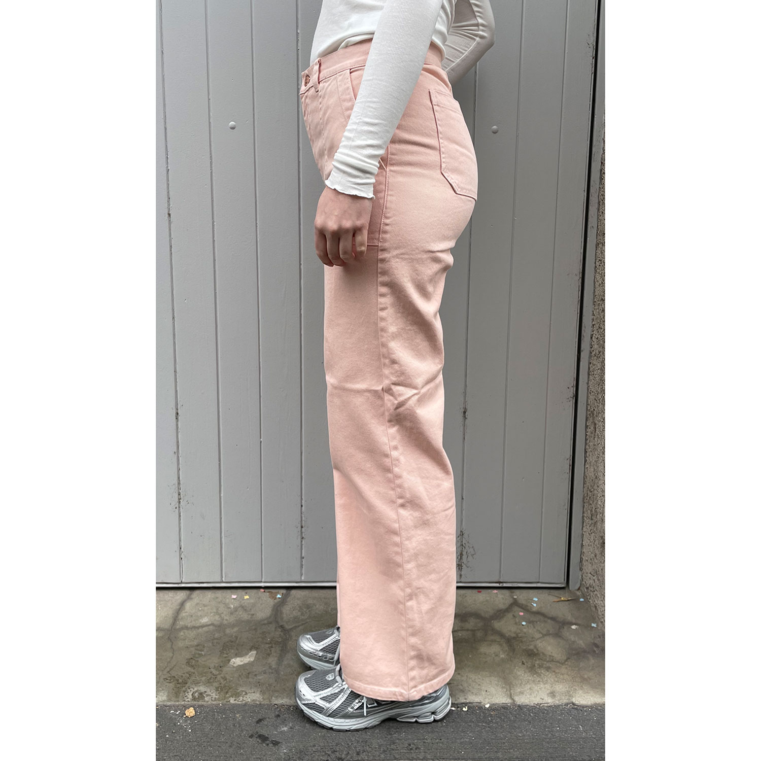 Muse Wally Muse Jeanshose Hellrosa Model seite